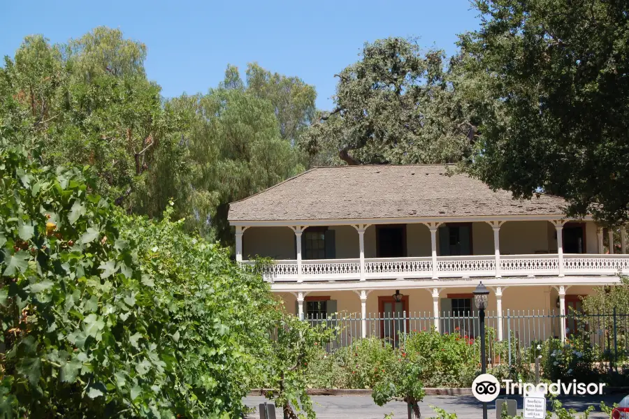 Leonis Adobe Museum