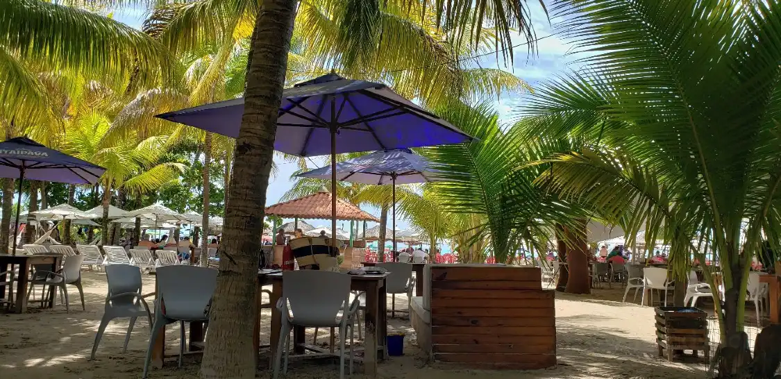 Hotels near Paripueira Beach