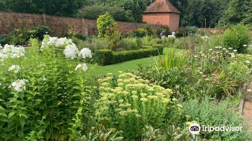 Eastcote House Gardens