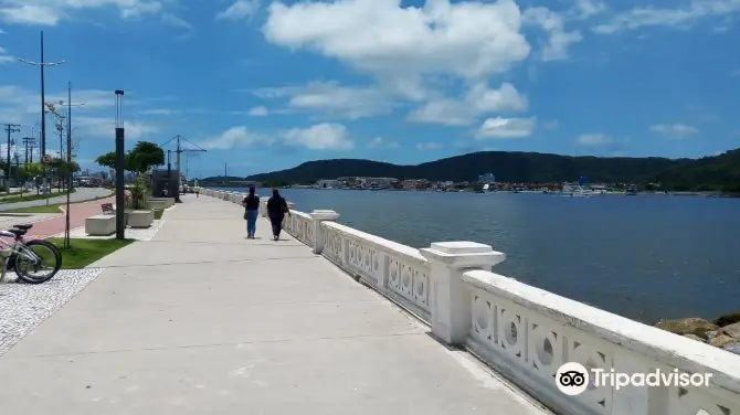 5_Orla and Gardens of Santos Beach
