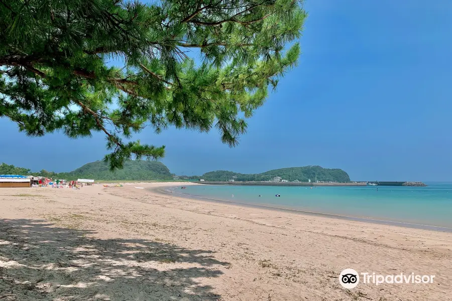 Tsutsuki Beach