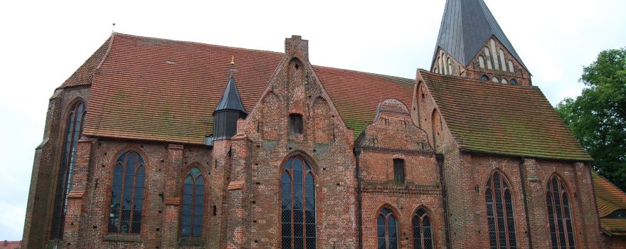Pfarrkirche St. Jakob Und St. Dionysius