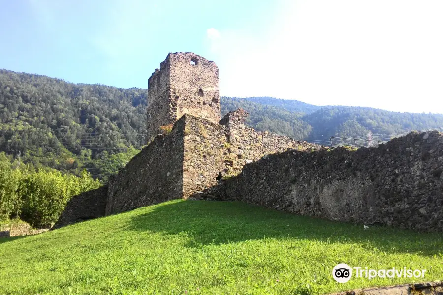 Castello di Santa Maria