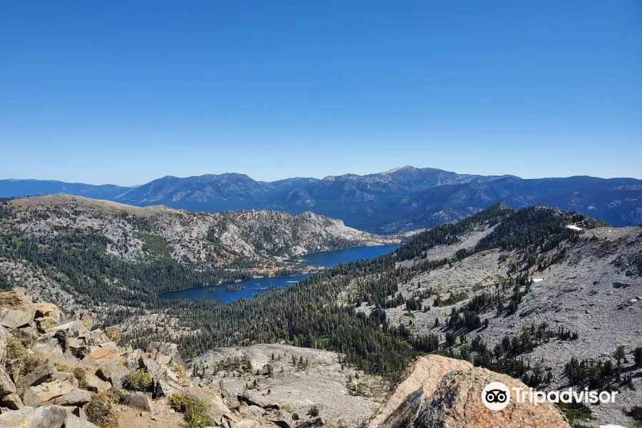 Mt. Ralston Peak Trail