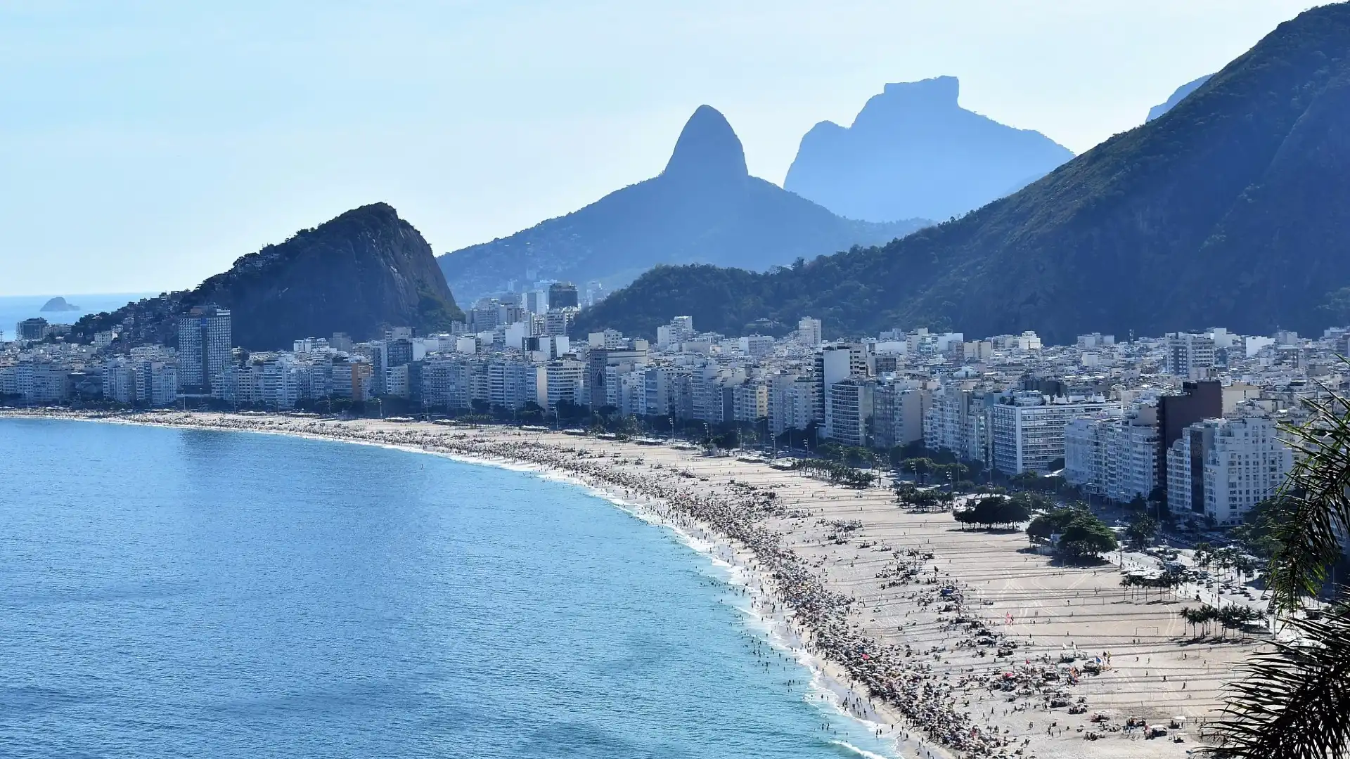 Hotels near Leme