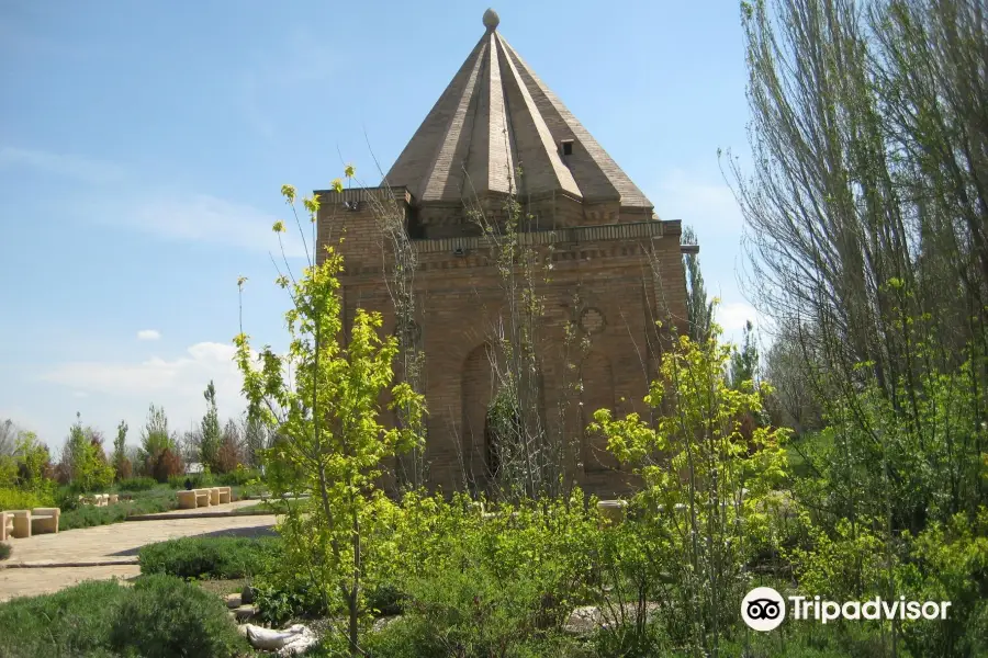 Aisha Bibi Mausoleum