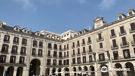 Plaza Porticada