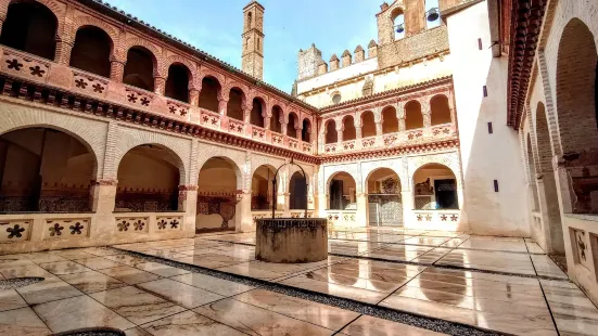 Monasterio De San Isidoro Del Campo