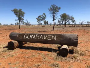 Barcaldine Tag Along Tours - Dunraven Station