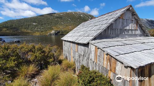 Dove Lake Boatshed