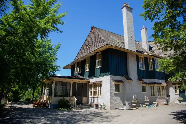 Hotels in Coldstream