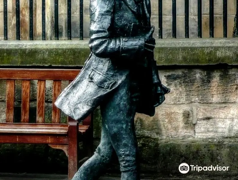 Robert Fergusson Statue