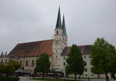 Sankt Phillipp und Jakob (Stiftspfarrkirche)