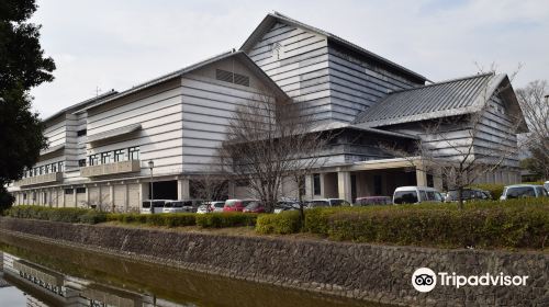 高知県立美術館