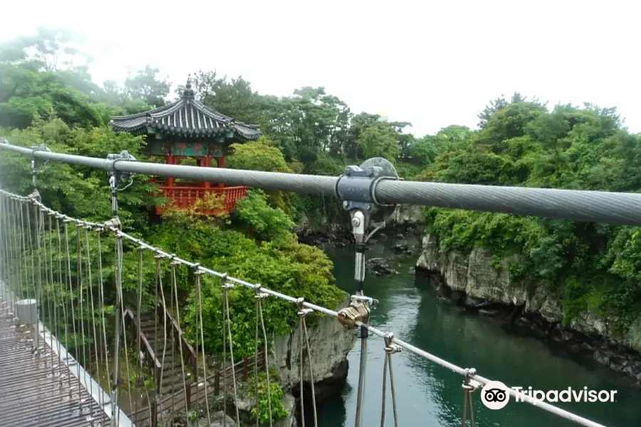 Yongyeon Cloud Bridge