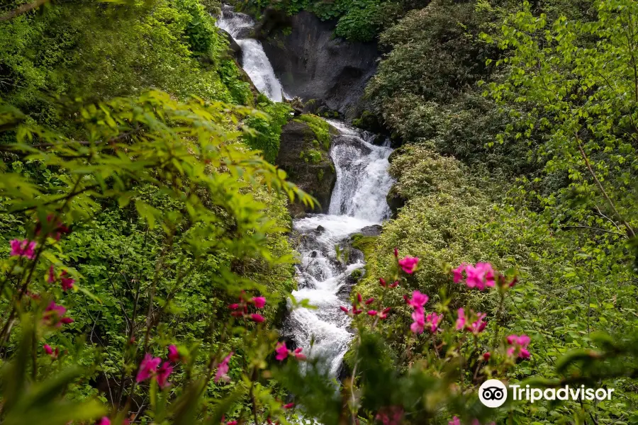 Komadome Waterfall