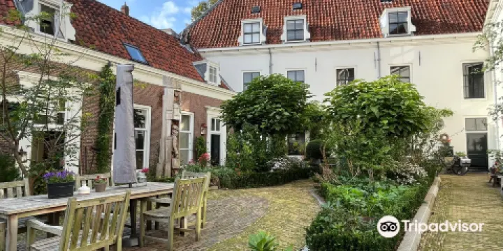 tuin van het Willem Vroesenhuis