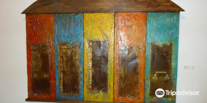 Arc Yinnar Gallery & Shop