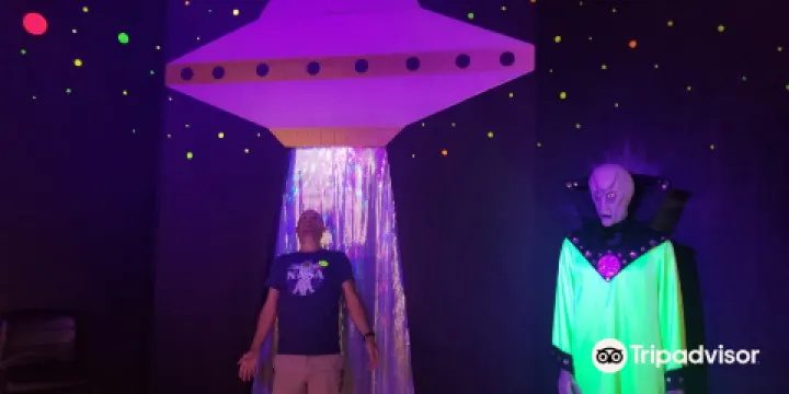 Roswell UFO Spacewalk