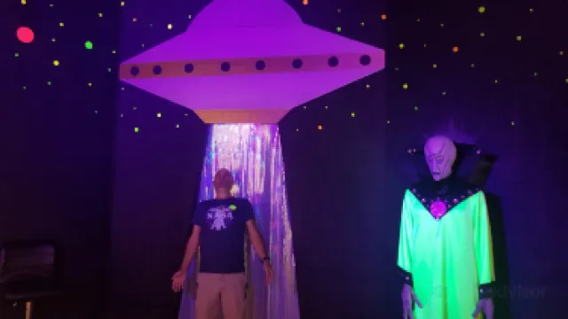 Roswell UFO Spacewalk