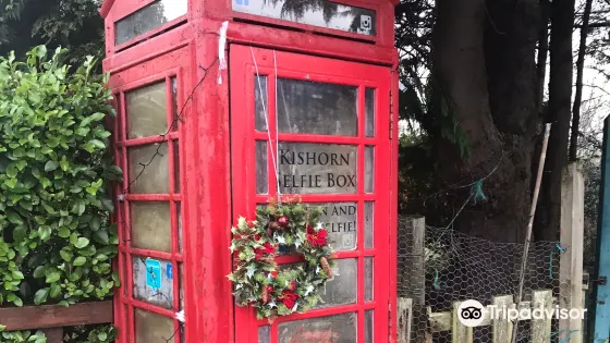 Kishorn Selfie Box