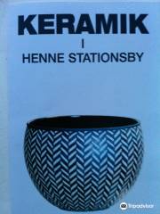 Keramik I Henne St. By