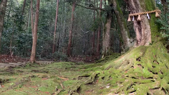 Akainoiwa Shrine