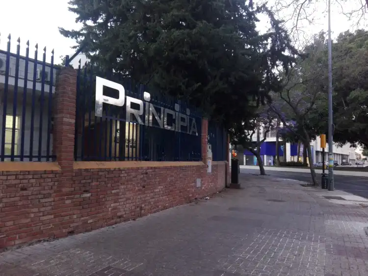 Hotel in zona Consorcio Centro De Ciencia Principia