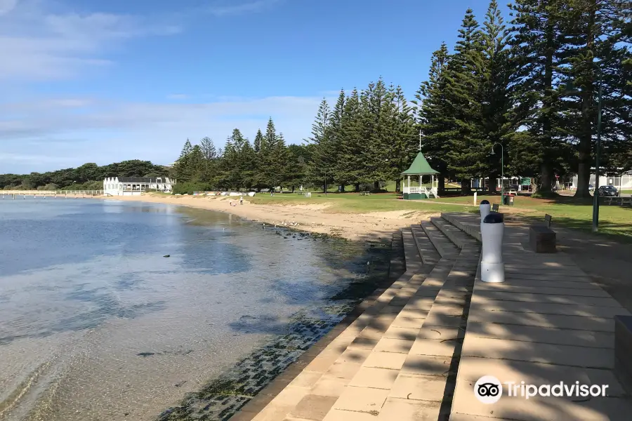 Sorrento Front Beach