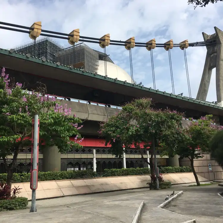Hotels near Jiantan Park