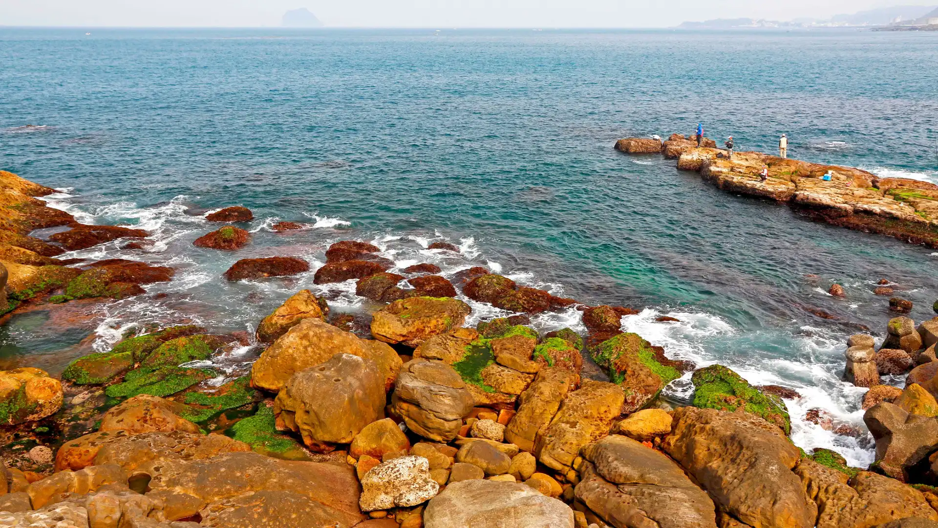 鄰近外木山濱海風景區的酒店