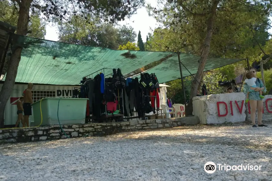 Diving Center Puntizela