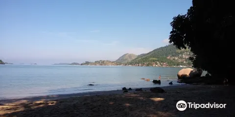 Camorim Pequeno Beach