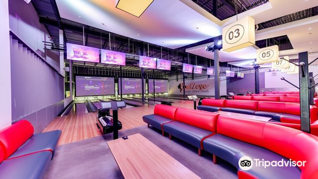 BoulZeye Pub & Attractions