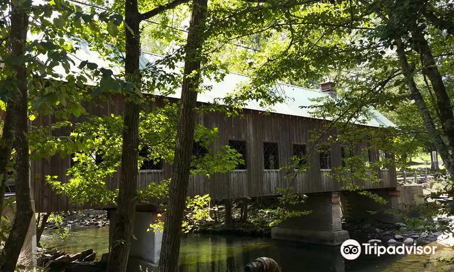 Emerts Cove Covered Bridge