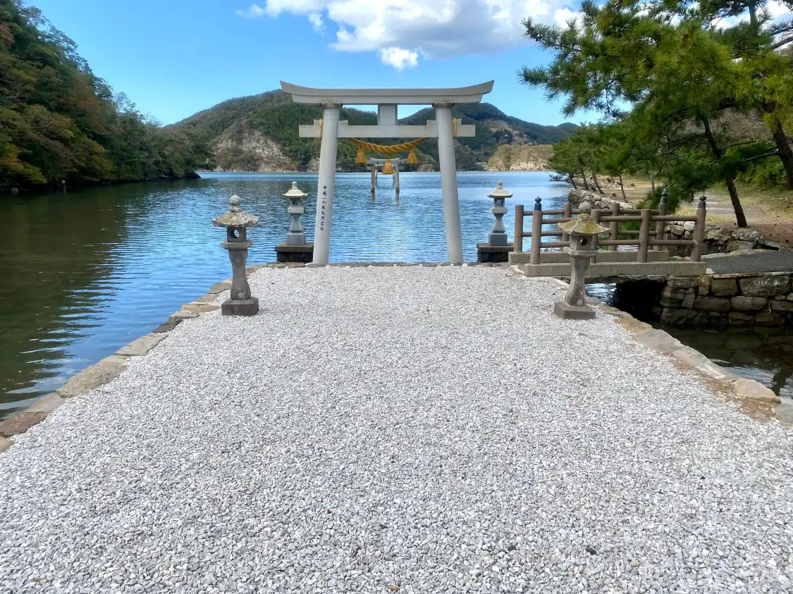 Hotel dekat Watatsumi Shrine