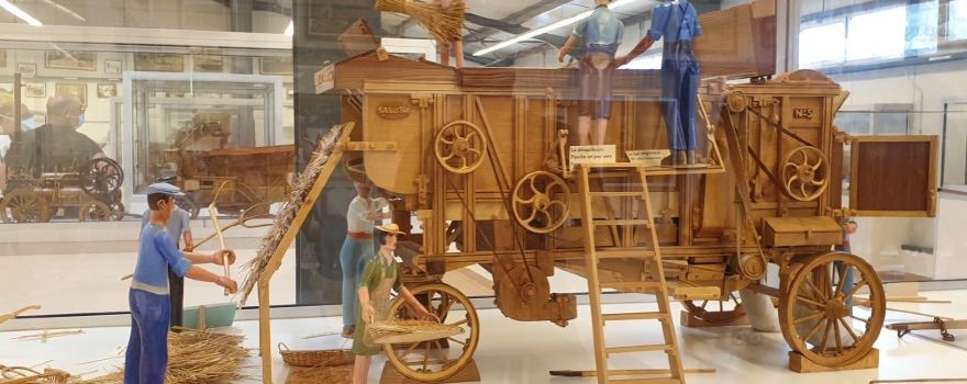 Musée des machines à nourrir et courir le monde