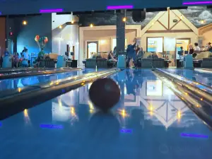 TenDown Bowling & Entertainment