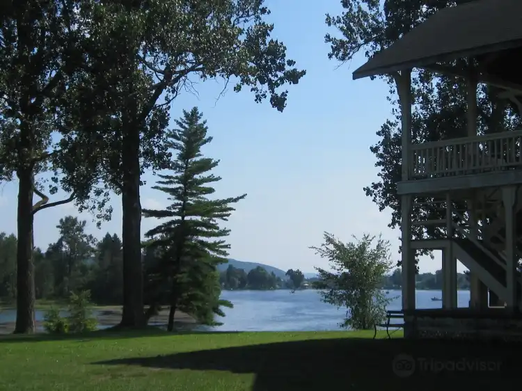 Hotels in Cortland County