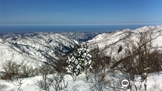 Hakusan Senjo Onsen Seymour Ski Area