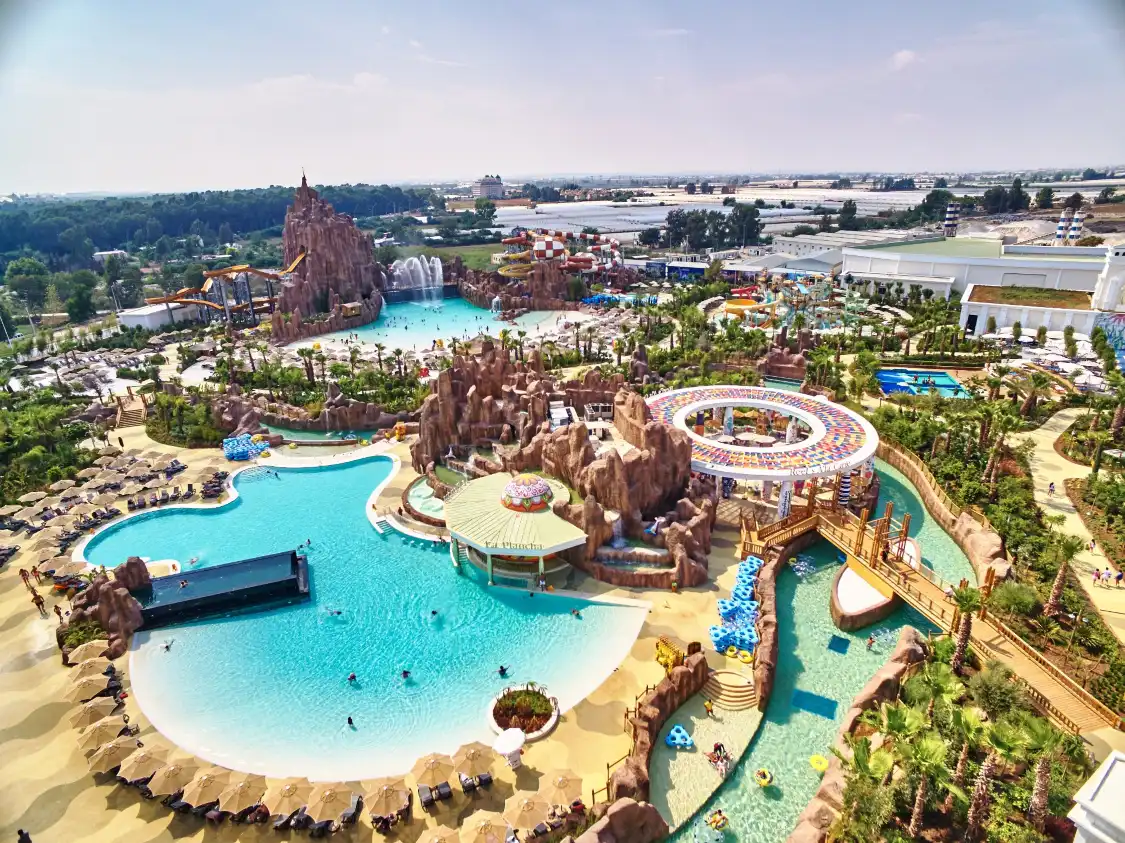 Hotels near The Land of Legends Theme Park