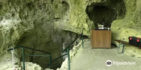Osterhöhle