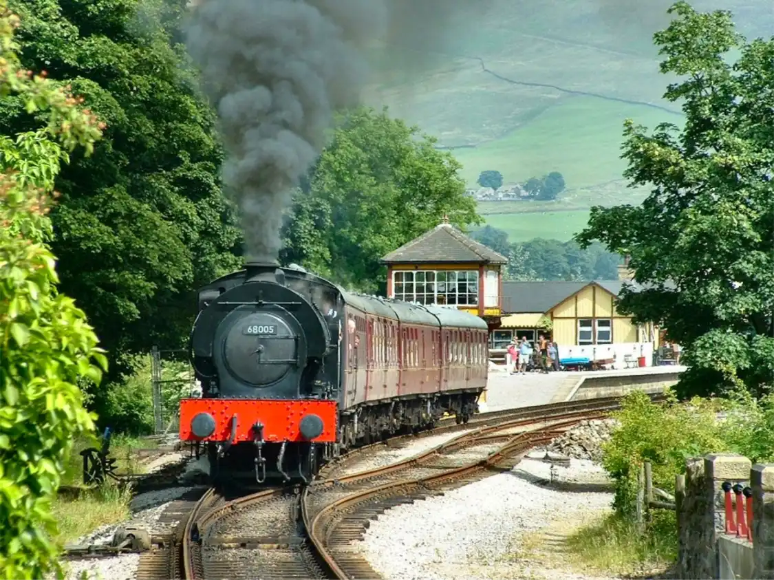 Hotels near Embsay & Bolton Abbey Steam Railway - (Bolton Abbey Station)