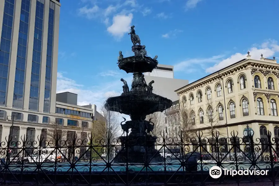 Court Square Fountain