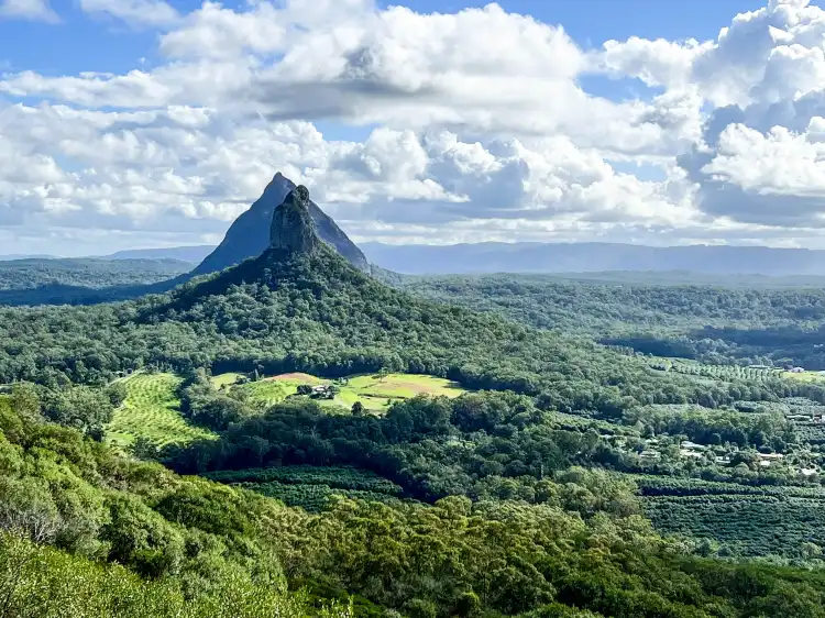 Hotels in Glass House Mountains