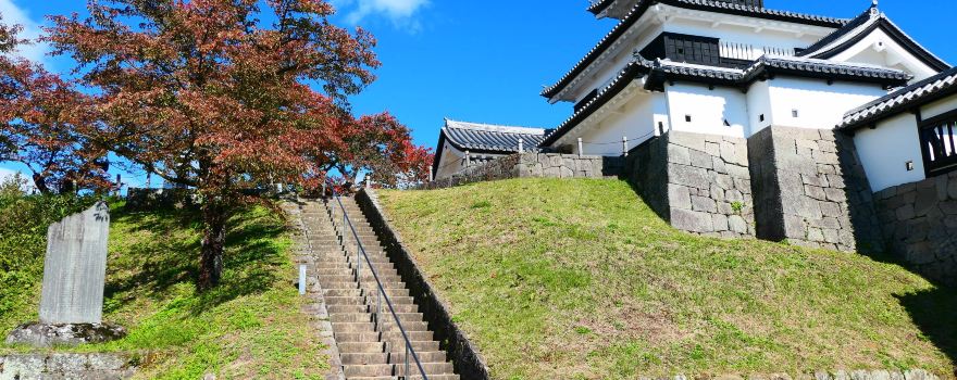 Shirakawakomine-jō Castle Ruins