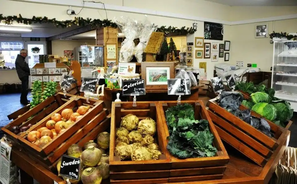 Hotels near Highfields Happy Hens Farm