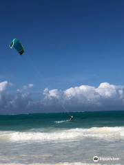 Zanzibar SunShine Kite School