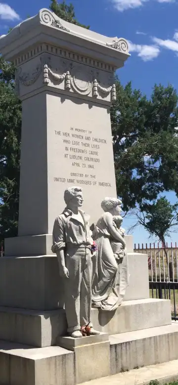 韋爾法諾縣酒店