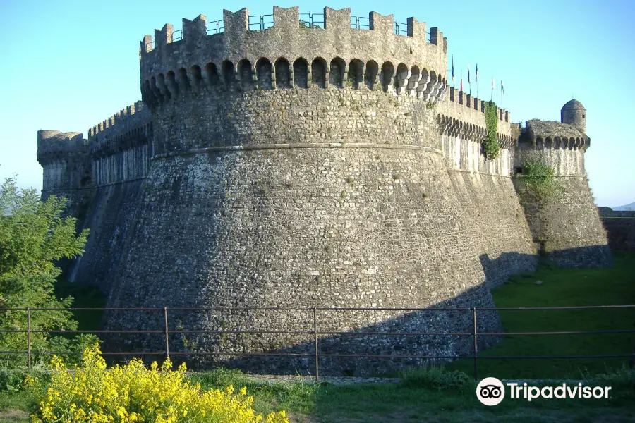 Fortezza di Sarzanello